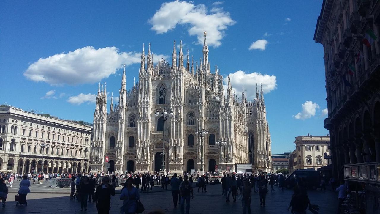 Uptoyou Milano Exteriör bild