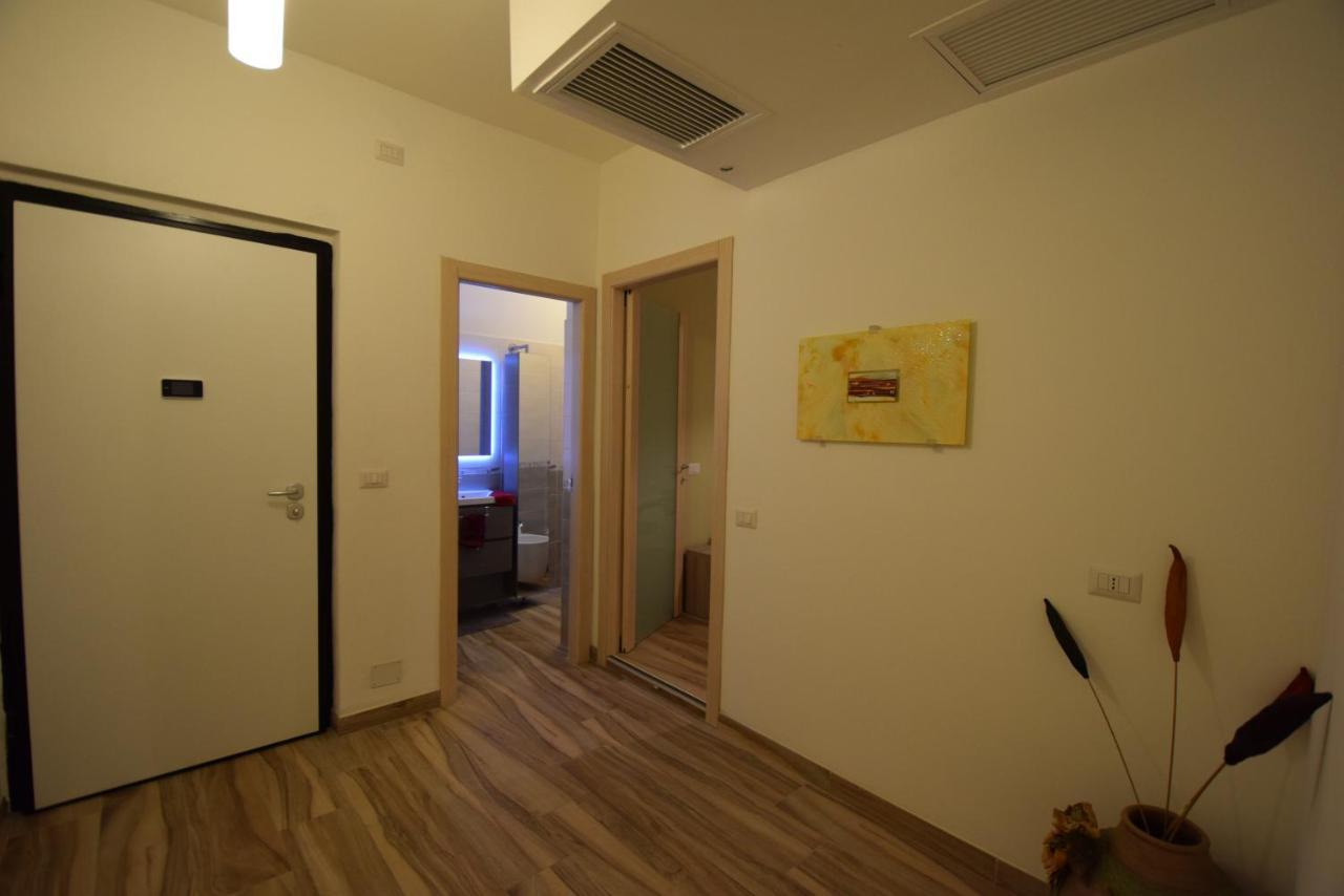 Uptoyou Milano Exteriör bild